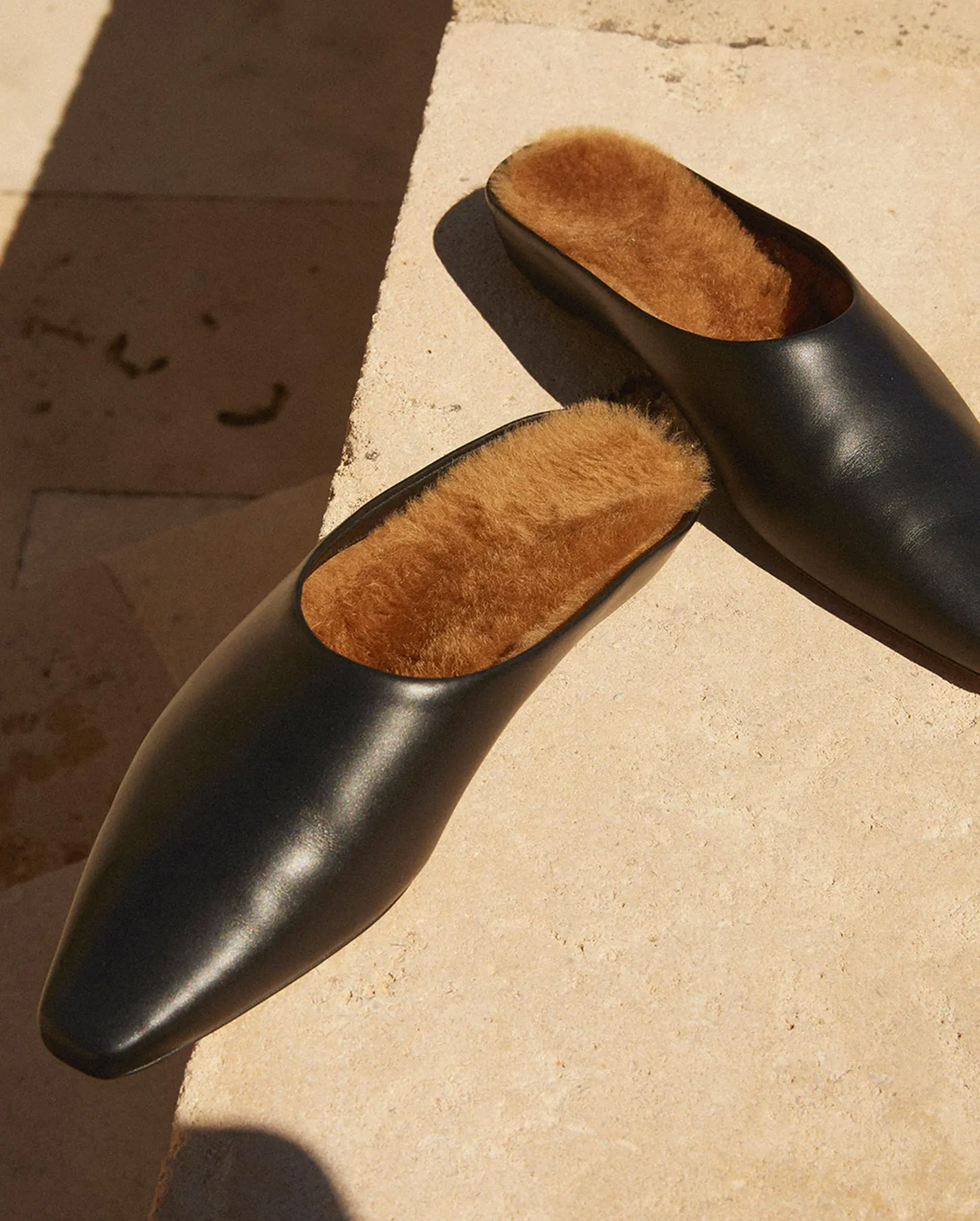 ALBA SHEARLING MULES / BLACK