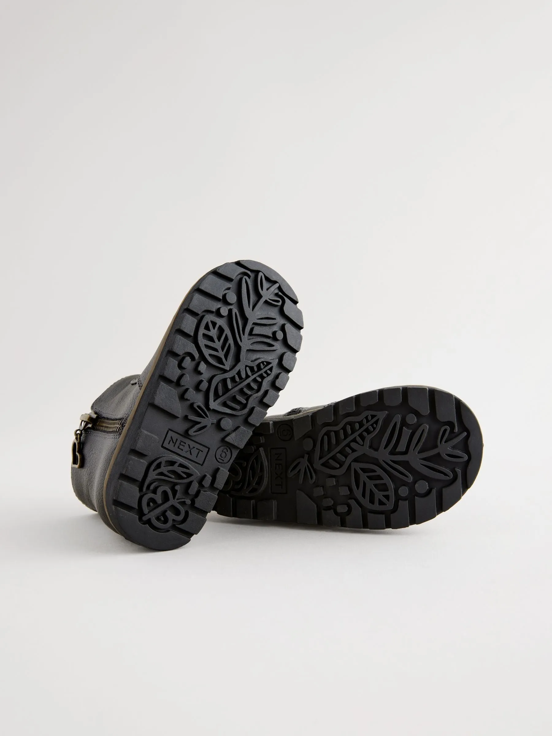 Black Wide Fit (G) Chelsea Zip Ankle Boots
