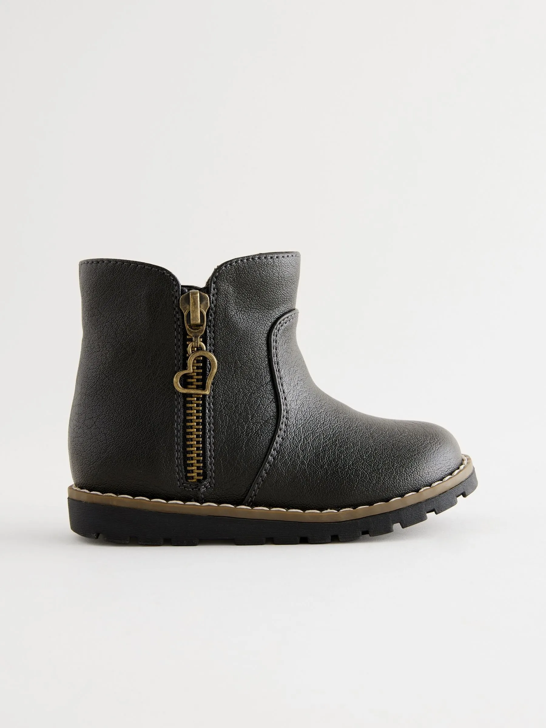 Black Wide Fit (G) Chelsea Zip Ankle Boots