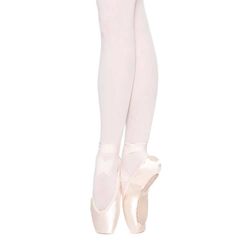 Échappé Pointe Shoe