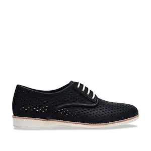 Derby Punch Black