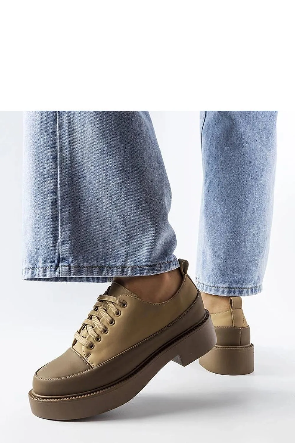 Low Shoes model 207042 Solea