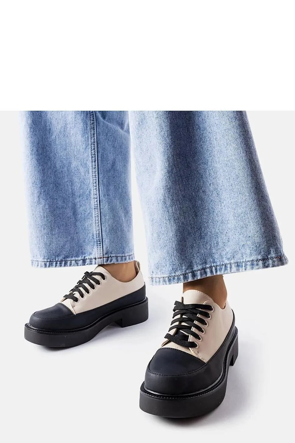 Low Shoes model 207042 Solea
