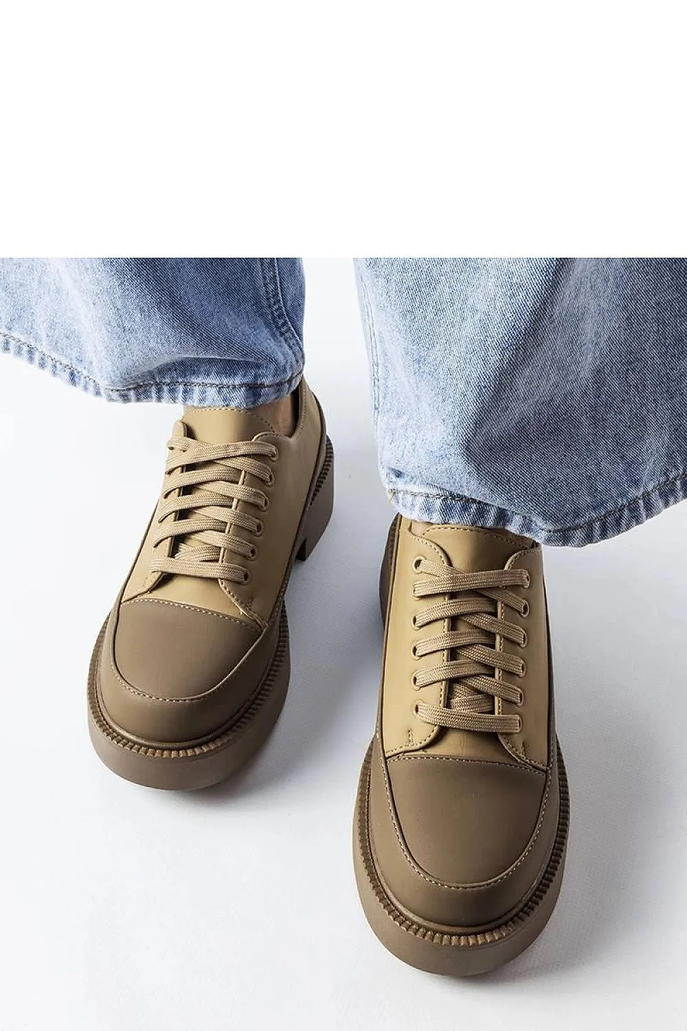 Low Shoes model 207042 Solea