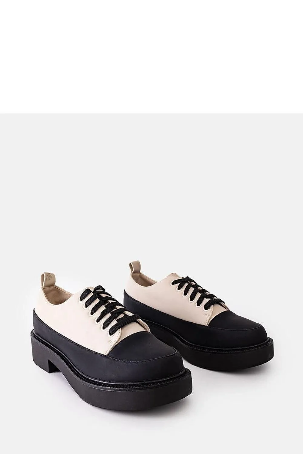Low Shoes model 207042 Solea