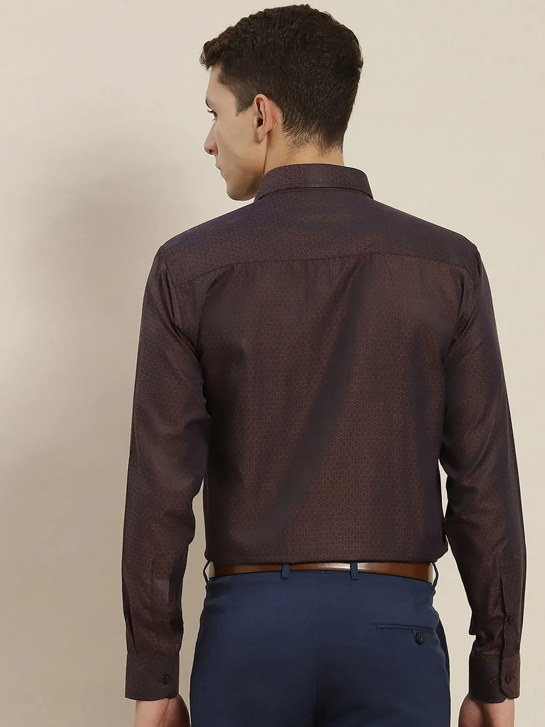 Men Burgundy Checked Cotton Rich Slim Fit Formal Shirt