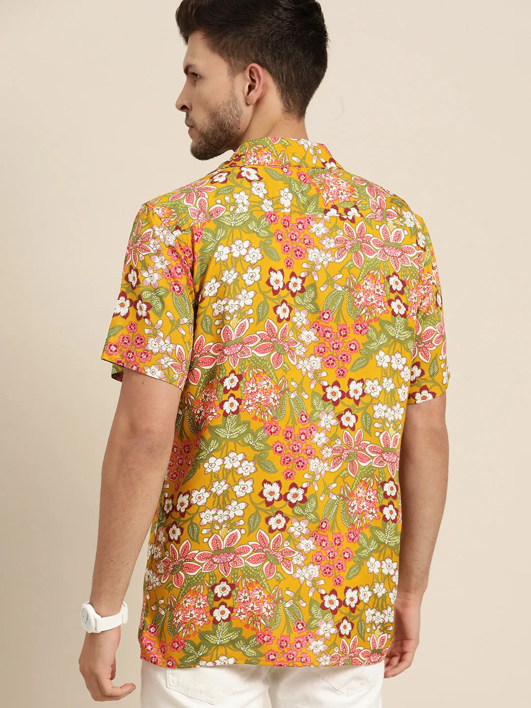 Men Mustard Printed Viscose Rayon Relaxed Fit Casual Resort shirt