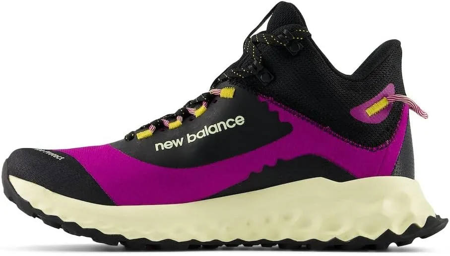 New Balance Women's Fresh Foam Garo V1 Midcut GTX Trail Running Shoe