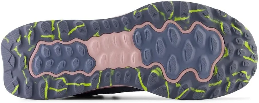 New Balance Women's Fresh Foam Garo V1 Midcut GTX Trail Running Shoe