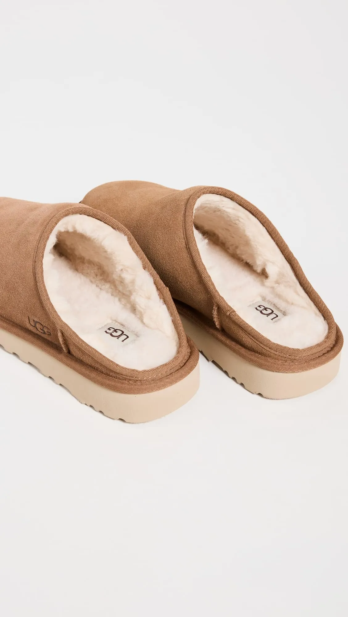 UGG Men's Classic Slip-On Boot, Chestnut
