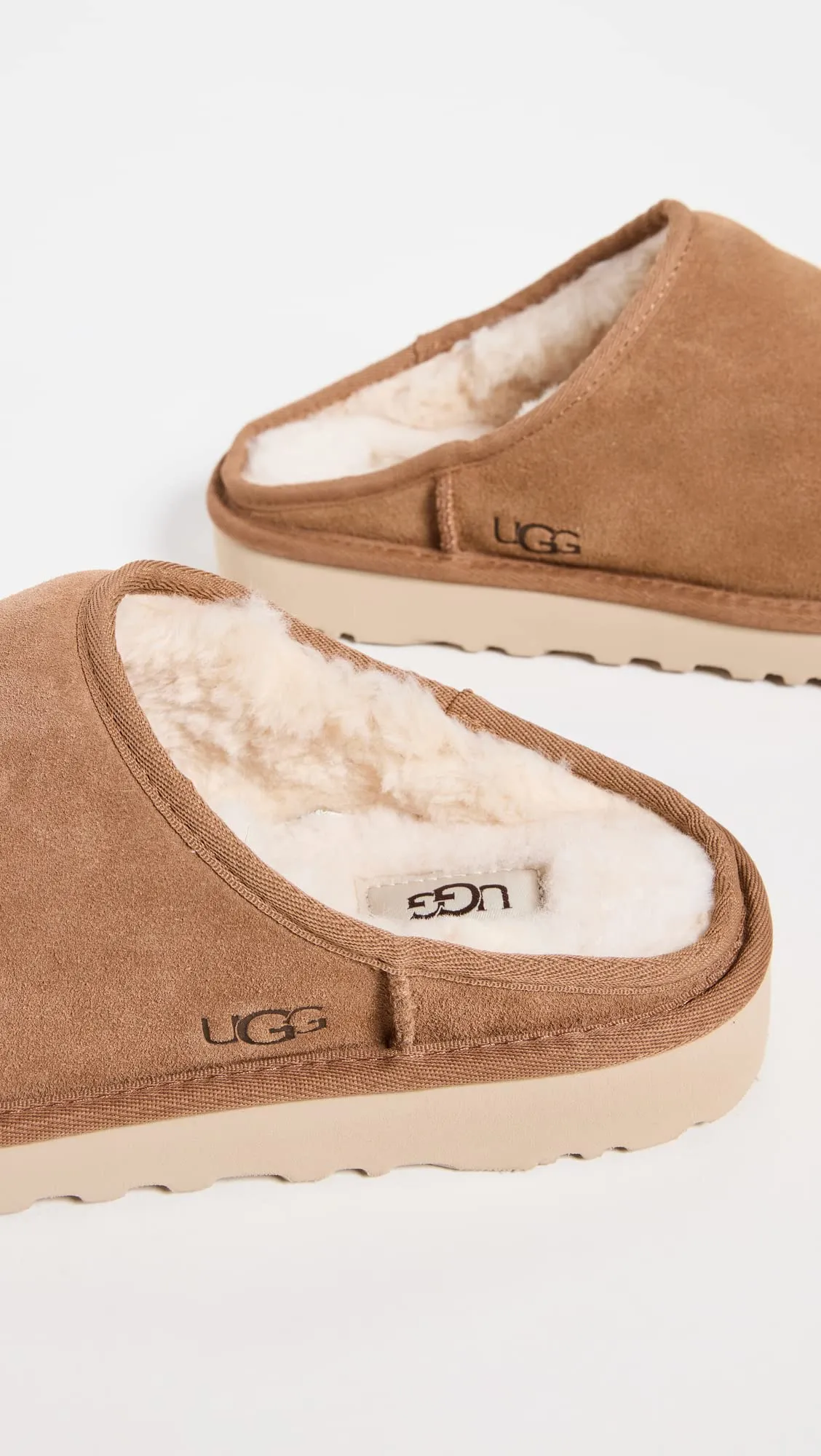 UGG Men's Classic Slip-On Boot, Chestnut