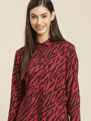 Women Black & Red Printed Viscose Rayon Slim Fit Formal Shirt
